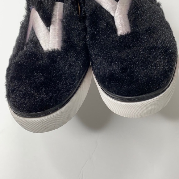 Qupid Black Fuzzy Royce Sneakers (NWT) - Picture 3 of 4